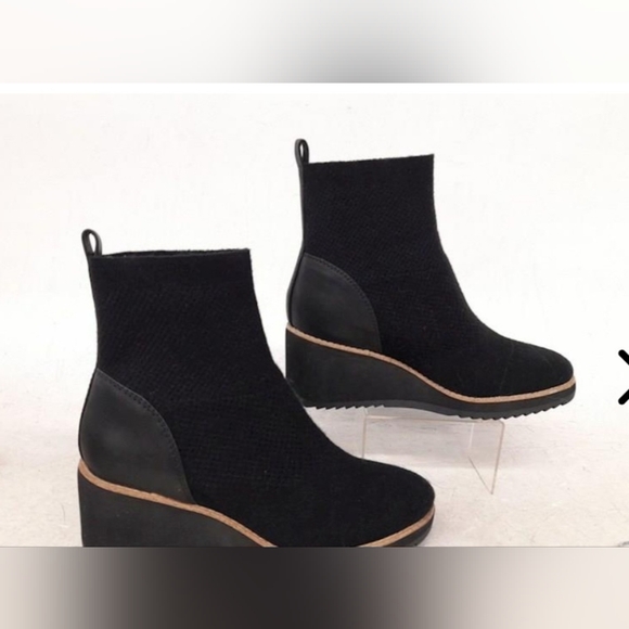 Sofft Elaina Women's Black Wedge Ankle Boots - Picture 4 of 6